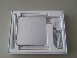 Phicomm KE2P inside the box