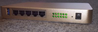 unielec_u7621-06_front.jpg unielec_u7621-06_front.jpg